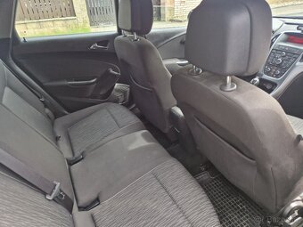 Opel Astra J Sports Tourer 1.7 cdti - původ ČR - 8