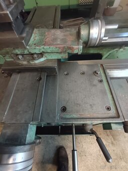 Prodám soustruh SUI 50/2000RP - 8