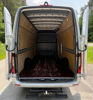Mercedes Sprinter 907 LONG Max 319 CDI V6 3.0 CDI 190 HP - 8