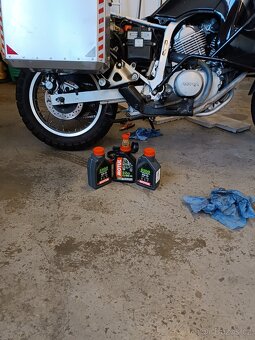 Honda Transalp xl600v - 8