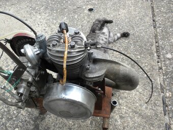 Motor JAWA VILLIERS r.v,1933 v chodu možná i výměna - 8