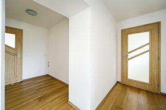 Pronájem bytu 4+1, 104 m2 - Most - J. V. Sládka, ev.č. 00741 - 8