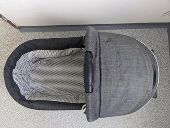 Kočárek na opravu či náhradní díly - 8