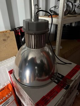Led průmyslová industriální lampa 50W, světlo do haly - 8