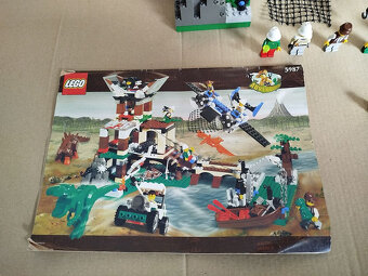 Lego 5987 Dino Research Compound - 8