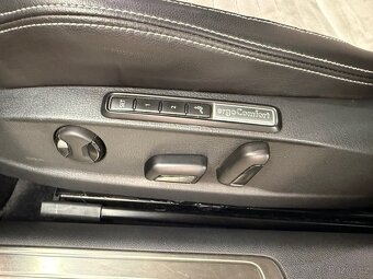 VW Passat 2.0 TDi 110kW DSG (virtuální cocpit) - 8