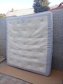 Prodám kvalitní matraci  (Futon) 180cm x 200cm - 8