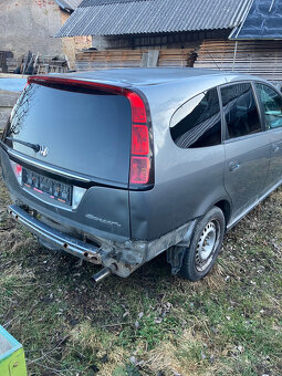 Honda Stream 2.0 i-Vtec ND - 8