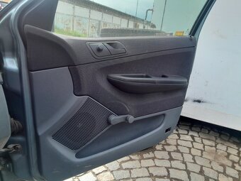 Škoda fabia 1.9 SDI díly z vozu - 8