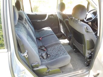 Opel Zafira 1,8 16v - 8