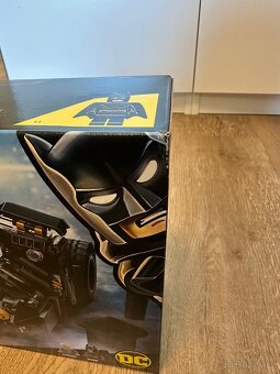 Lego Batmobile Tumbler 76239 - 8