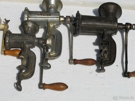 Ruční mlýnek na maso, mák, strouhanku - 8