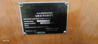 Robot uks skřínkový - 8
