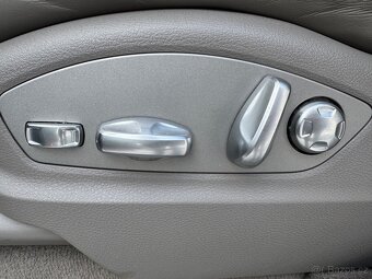 Porsche Cayenne 4.8 Turbo 368 Kw ACC/Burmester - 8
