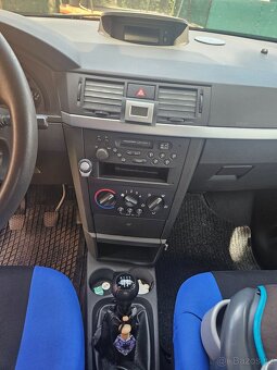 Opel Meriva 1.6 16V - 8