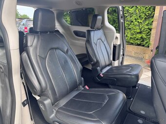 Chrysler Pacifica 3,6 Limited DVD 360 čočka 2017 DPH - 8