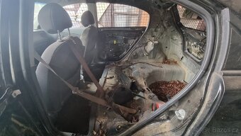 Autocross Kia Rio 2 1.4 16V - 8