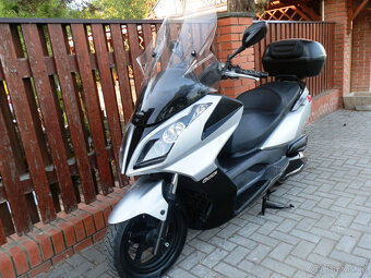 Kymco Downtown 300i - 8