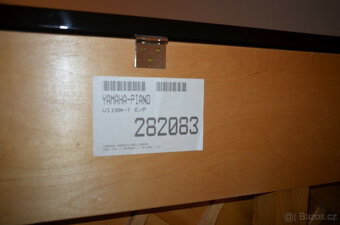 YAMAHA - Piano - Model V 118 N-T - černé leštěné - 8