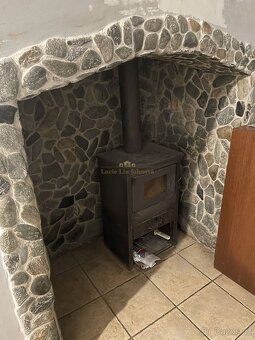 Prodej rodinného domu s pozemkem 521 m2, ulice Klášterská, M - 8