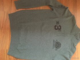 Mikiny a svetry - 8
