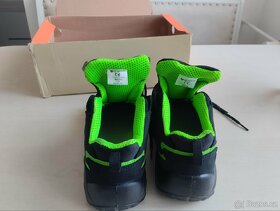 Pracovní certifikované boty BASEvel. 40 - 8