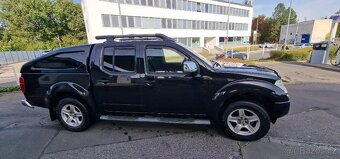 NISSAN NAVARA 4x4 - 8