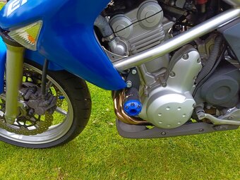 Kawasaki Er6N - 8