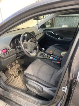 Hyundai i30 kombi;1,0;88kW;1.maj;ČR 198tis km - 8