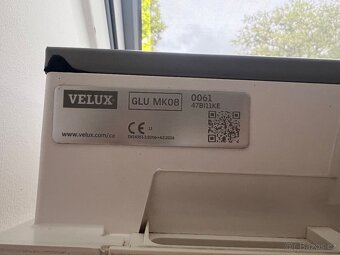 Stínící rolety béžové 4ks na střešní okna VELUX - 8