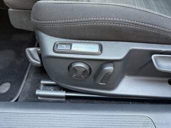 Volkswagen Passat B8 Variant 2.0TDI 110kW DSG Matrix Virtual - 8