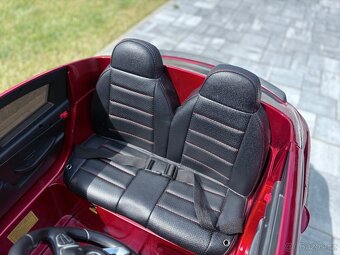 Dětské elektrické autíčko 4x4 Mercedes GLC 63S - dvoumístné - 8