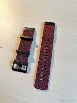 Garmin Quickfit 22mm červený nylonový - 8