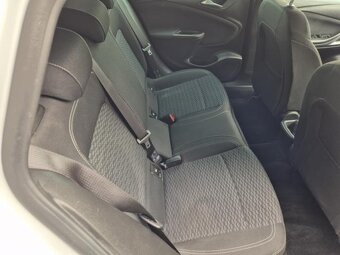 Prodám Opel Astra 1.6CDTI 100KW - AUTOMATATICKÁ PŘEVODOVKA - 8