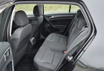 Volkswagen Golf VII e-Golf 1.majitel servisní kniha. DPH - 8