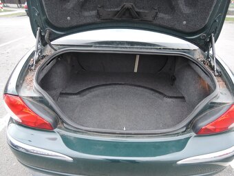 Prodej Jaguar X-Type 2.1 V6 benzín - 8