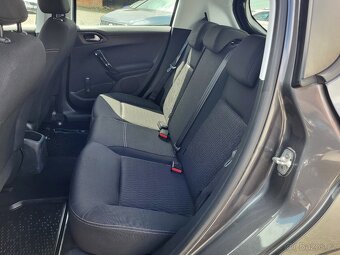 PEUGEOT 208 1.2 PureTech 82k ACTIVE - ČR - 8