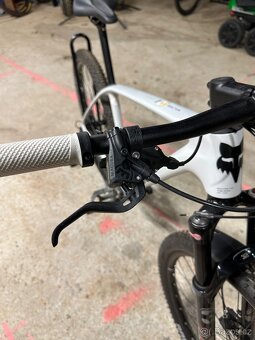 NOVÉ kolo Cube Reaction - 8