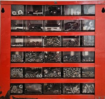 Skříňka Mars 30 šuplíků/6x5/ se spojovacím materiálem 11,3kg - 8