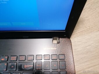 Herní ASUS F550V - Intel i5 7300HQ, nVidia GTX 950m, 8GB RAM - 8