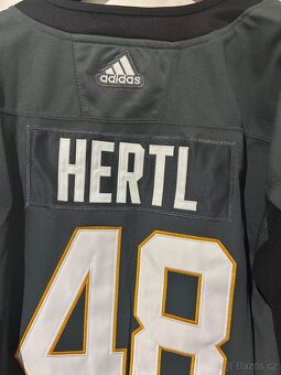 NHL hokejový dres Tomáš Hertl - 8