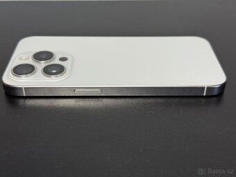 iPhone 15 Pro 128 GB - 8