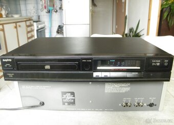 SANYO CD přehrávač CP489 r.v. 1991 - 8