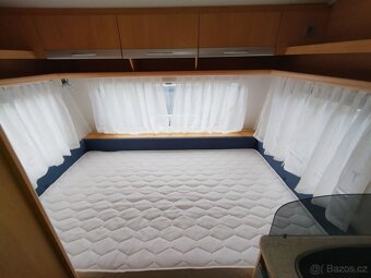 KNAUS SPORT 420QD č.734 pro 4. Stan. 1200 kg. R 2003 - 8