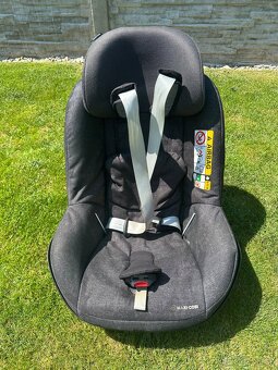 Autosedačka Maxi-Cosi Pebble Plus + 2Way Pearl + základna - 8