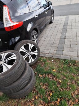 Renault Grand Scenic 1.9 diesel 7mist - 8