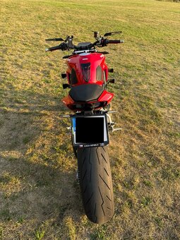 Ducati streetfighter V4s - 8