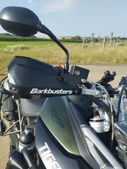 Triumph Tiger 800 xca - 8