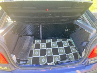 Renault Megane - 8