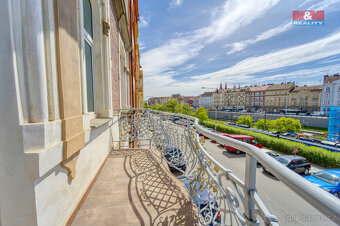 Pronájem kancelářského prostoru, 786 m², Plzeň, ul. Hálkova - 8